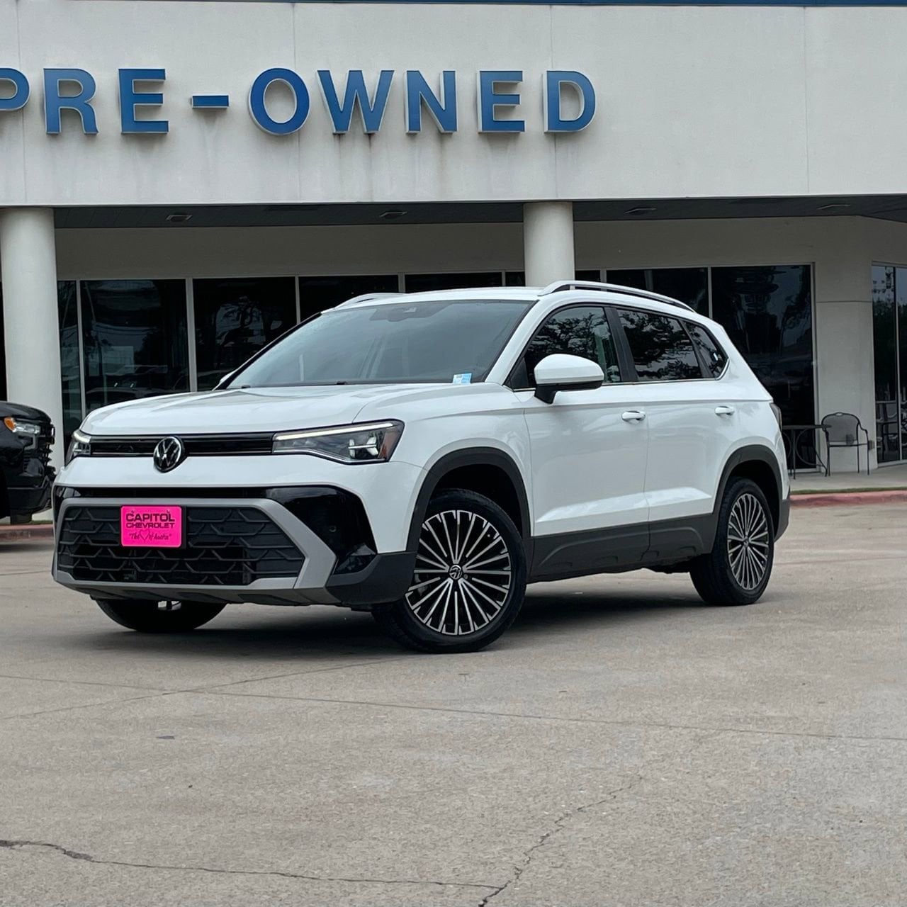 2025 Volkswagen Taos SE