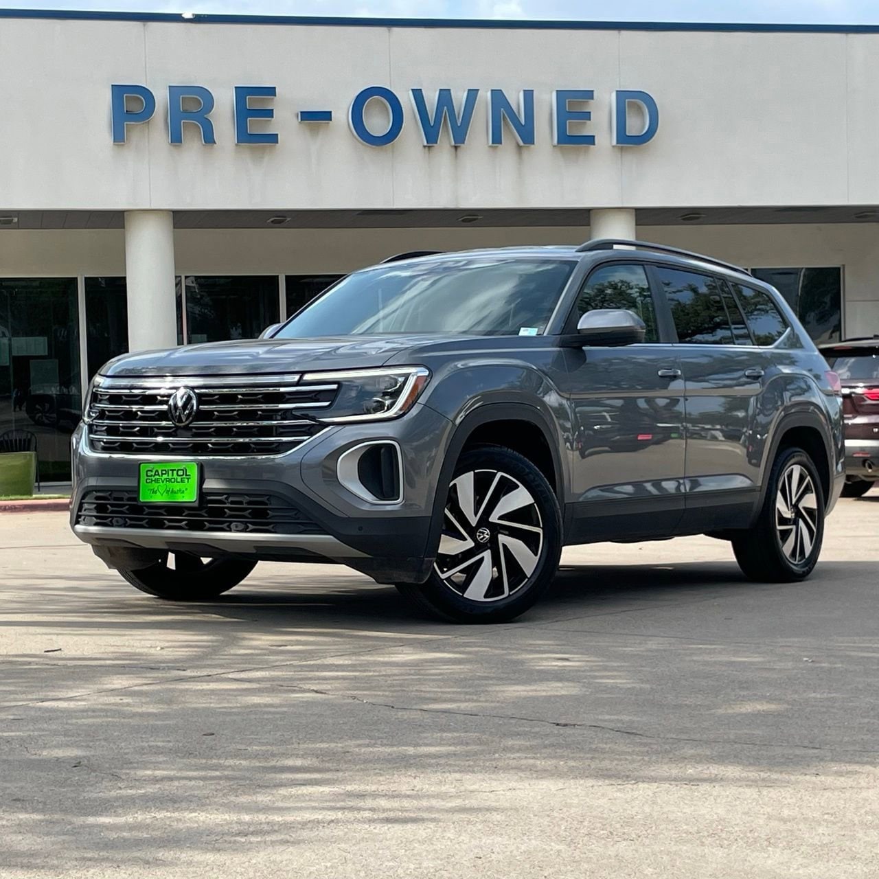 2025 Volkswagen Atlas 2.0T SE w/Technology